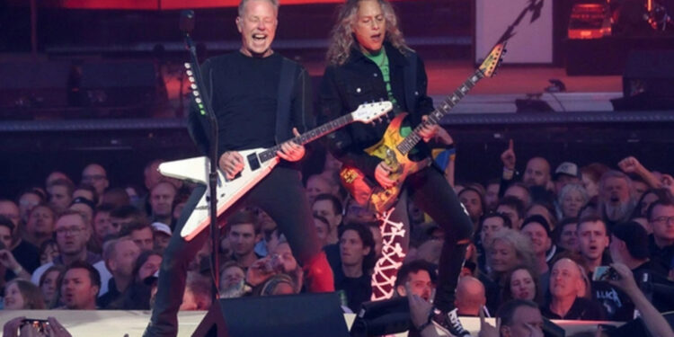 Metallica, Efsane Albümüyle 33 Yıl Sonra Rekor Kırdı