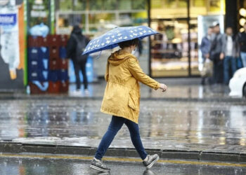 Meteoroloji 8 kent için uyardı! Çok kuvvetli geliyor