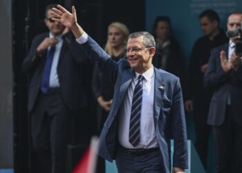 Mümtaz’er Türköne: CHP’nin iktidar olmasının önünde üç değişken var