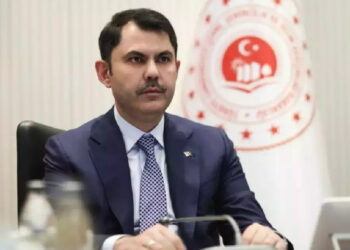 Murat Kurum'un İlk İşi O İsmi Görevden Almak Oldu