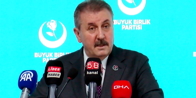 Mustafa Destici: En düşük emekli maaşı 21 bin liranın üzerinde olmalı