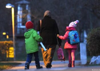 OECD'den Almanya'ya göçmenlerin eğitimi karnesi
