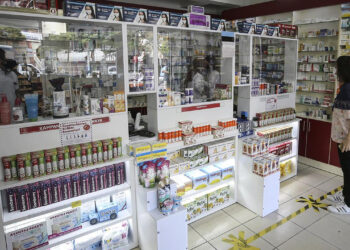 Online 'eczane'lere dikkat! Yüz yıkama jelinden bulaşık deterjanı çıktı