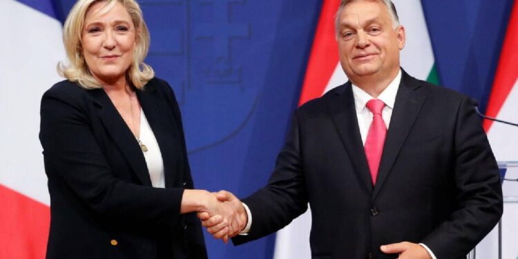 Orban ile Le Pen güçlerini birleştirdi: Yeni kurulan Avrupa'nın Vatanseverleri, AP'de 3. büyük grup oldu