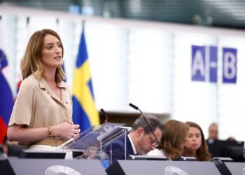 Orban'ın 'barış misyonunun' ardından, AP'de 63 milletvekilinden Macaristan'ın AB'deki oy hakkının elinden alınması çağrısı