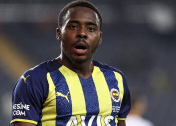 Osayi-Samuel'den Transfer İddialarına Yanıt: 'Ben PlayStation Oynuyorum'