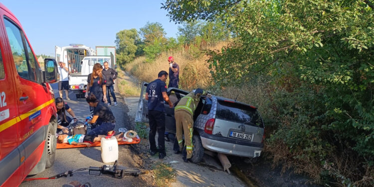 Otomobil Kanala Uçtu, Hız Kadranı 100'de Takıldı: Ölü ve Yaralılar Var
