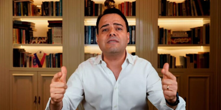 Özgür Demirtaş'tan Mehmet Şimşek'e dikkat çeken sorular