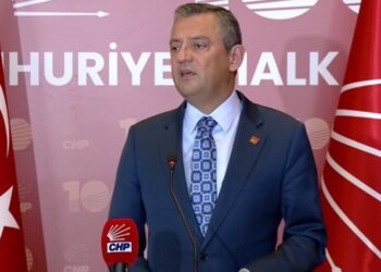 Özgür Özel’den “katliam yasası” tepkisi: Kırmızı alarmdayız!