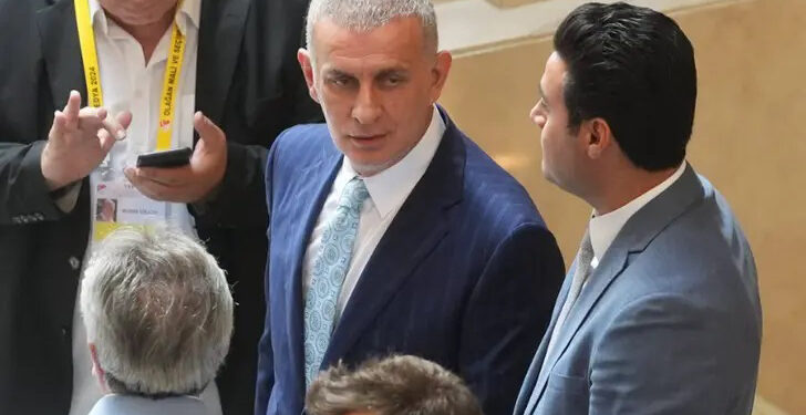 Rejimin desteklediği Mehmet Büyükekşi kaybetti; TFF’nin yeni başkanı İbrahim Hacıosmanoğlu