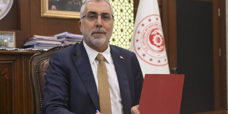 SGK'ya en fazla borcu olan belediyeleri açıklayan Bakan Işıkhan: 5 belediyenin tamamı CHP'li