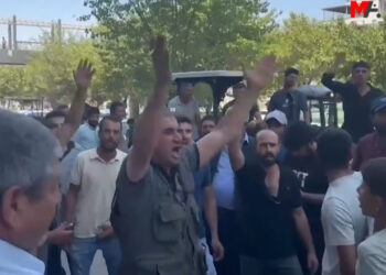 Şanlıurfa’da çiftçiler DEDAŞ’ı protesto etti