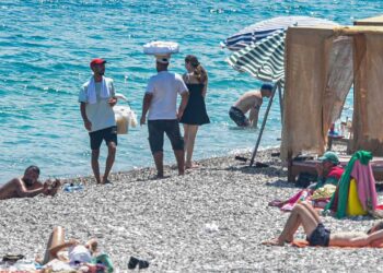 Sıcak havada sokak lezzetlerinde 'seyyar' tehlike