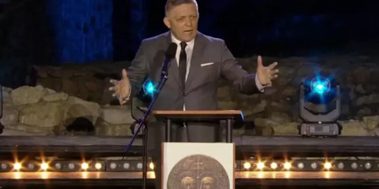 Slovakya Başbakanı, Suikast Girişimi Sonrası İlk Kez Kamera Karşısında