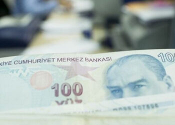 Sosyal yardımlar artıyor, ekonomik kriz derinleşiyor