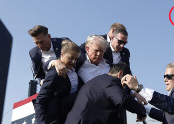 Suikast girişimi sonrası Trump’ın ilk görüntüleri 'savaşmaktan asla vazgeçmeyecek' notuyla paylaşıldı