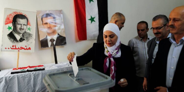 Suriye, 'neyi değiştirebilir' sorusu eşliğinde Halk Meclisi seçimi için sandık başında