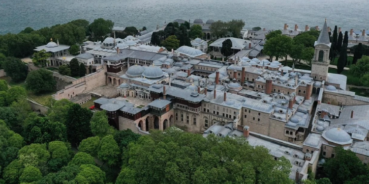 Tarihte bir ilk! Topkapı Sarayı'nda gece turları başlıyor