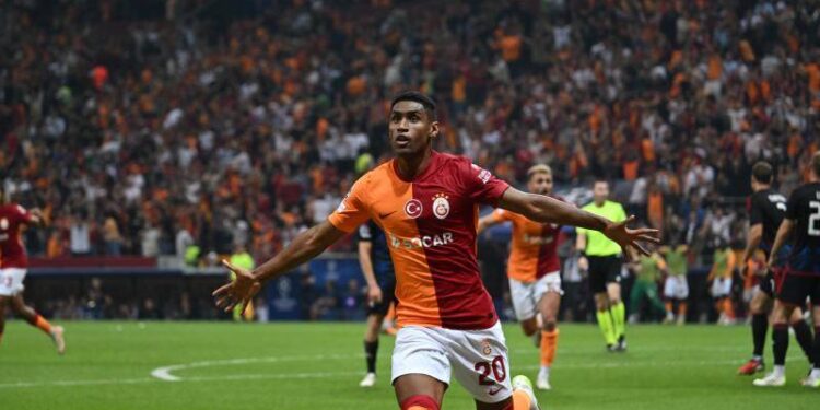 Tete'den Panathinaikos taraftarına mesaj: Beni sahada görmeyi beklesinler