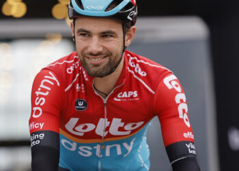 Tour de France'ın 18. etabını Victor Campenaerts kazandı