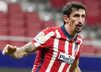 Trabzonspor, Stefan Savic ile 3 yıllık sözleşme imzaladı
