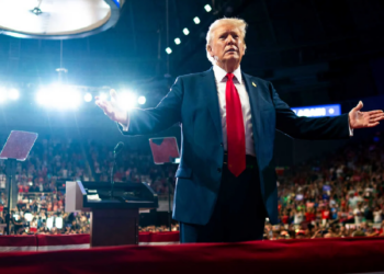 Trump Başkan Seçildiği Takdirde Yapacağı İlk İşi Açıkladı