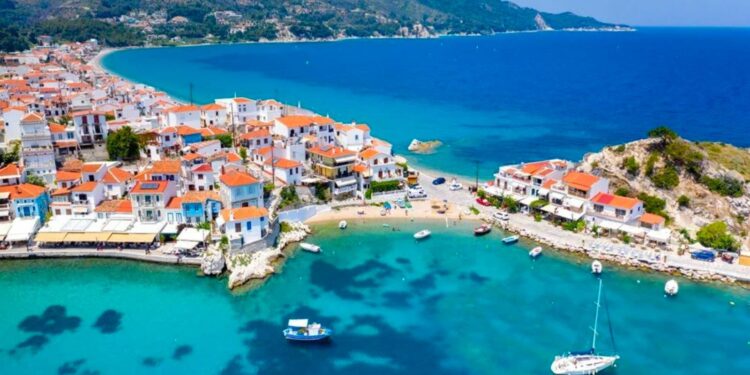 Türk turizmciler Yunan adalarına kapıda vizenin kaldırılması için talepte bulunacak mı?