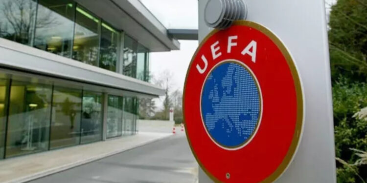 UEFA'ya Dilekçe Yağıyor! Taraftarlar Kampanya Başlattı: 'Bu Maç Hileli, Tekrar Edilsin'