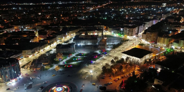 Üç İlde Elektrik Tüketiminde 8 Günde 5 Kez Rekor Kırıldı