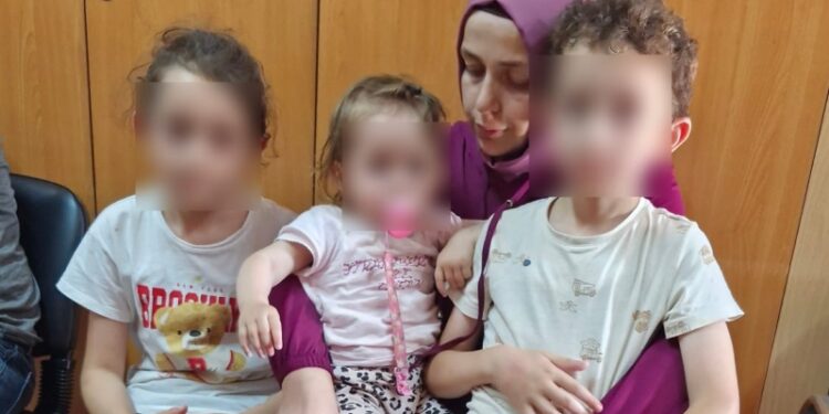 Üç çocuk annesi resim öğretmeni de tutuklandı: Suçu, bu ülkede yaşamak istememek