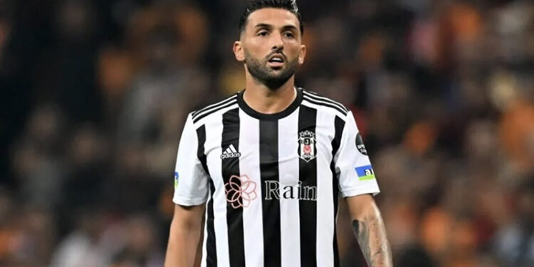 Umut Meraş, Beşiktaş'a veda etti