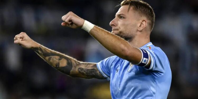 Ünlü golcü Beşiktaş'a geliyor: İki yıllık anlaşma sağlandı