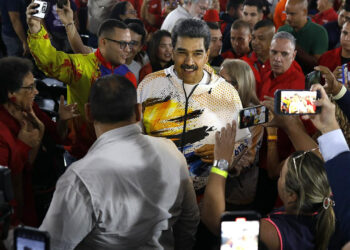 Venezuela'da Seçimi Kazanan Maduro Oldu