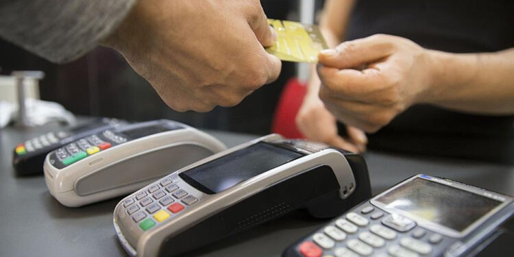 Yeni Vergi Paketi Hem Esnafı Hem Müşteriyi Cezalandırıyor: Fiş Kesmeyen ve Almayanlar Yandı!