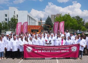 Yeni fakülteler açmayın, eğitimi ticari kaygılardan arındırın