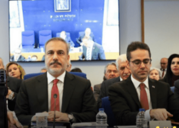 Hakan Fidan’ın Meclis’te 15 Temmuz sorularıyla sessizliğe gömüldüğü anlar