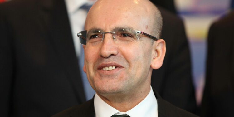 ‘Asgari ücrete zam yok’ diyen Mehmet Şimşek’in maaşı 694 dolar artacak