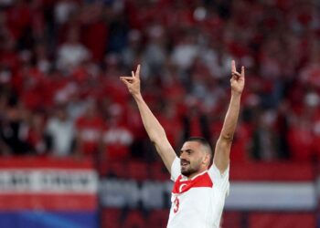 ‘Bozkurt’ işareti yapmıştı; UEFA’dan Merih’e 2 maç men cezası