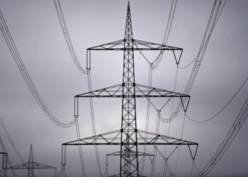 ‘Elektrik faturalarında gizlenen saadet zinciriyle bize nasıl kazık atıyorlar?’