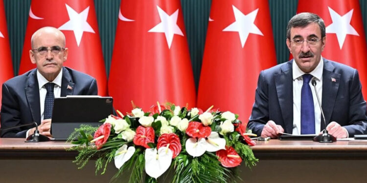 ‘Tasarruf’ genelgesi sözde kaldı: Uçak ve araç kiralama giderleri 2, toplantı giderleri de 4 kat arttı