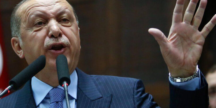 16 yaşındaki çocuğa Erdoğan’a hakaretten dava; savcı cezalandırılmasını istedi