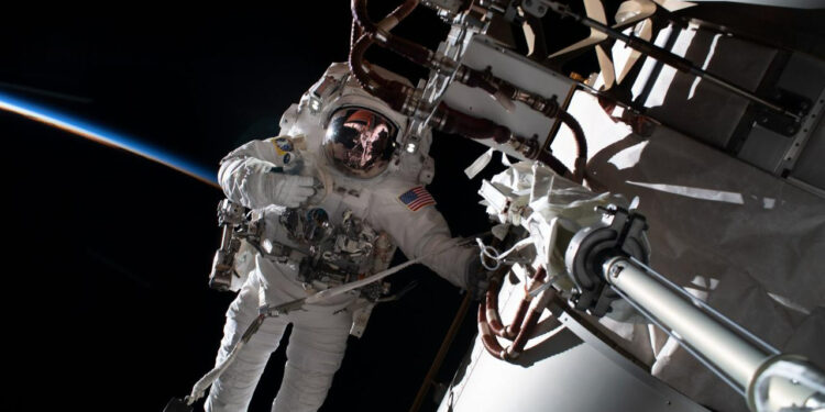 2 Aydır Bekliyorlar... Uzayda Mahsur Kalan Astronotların Kaderi Belli Oldu