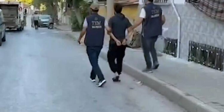 36 ilde 'Gürz-8' operasyonları: 222 şüpheli yakalandı