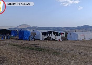 Tarım işçileri karanlıkta: Yiyeceklerimiz bozuldu, çocuklar hastalandı