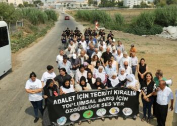 ‘Özgürlüğe ses ver’ eyleminden seslendiler: Tecride son verin