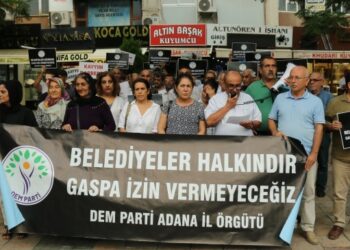 Adana’da kayyım protestosu