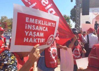 Emekliler: Birlikte değiştirebiliriz