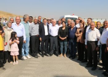 Tahliye olan Turgut’a Gever’de kitlesel karşılama