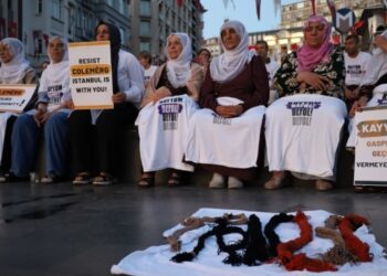 Kayyım nöbetinde katledilen Êzidîler anıldı