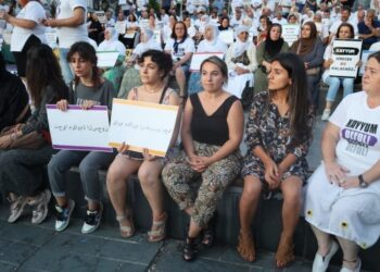 Şişhane nöbeti kadınlar öncülüğünde sürdü